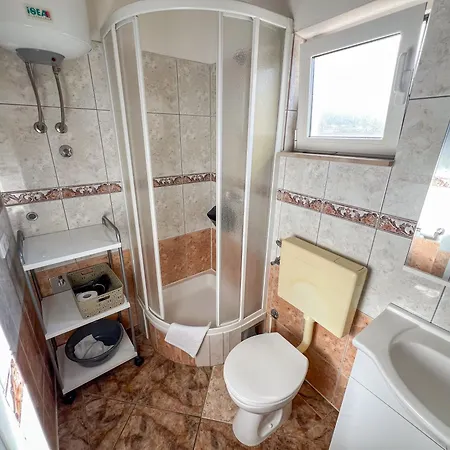 Mira Rogoznica (Sibenik-Knin)