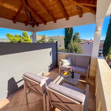 Mira Rogoznica (Sibenik-Knin)