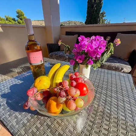 Mira * Rogoznica (Sibenik-Knin)