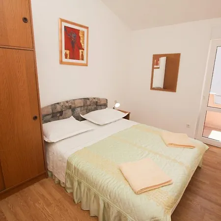 Mira Apartment