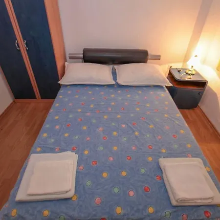 Mira Apartment *