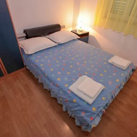Mira Apartment *
