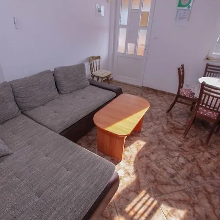 Mira Apartment