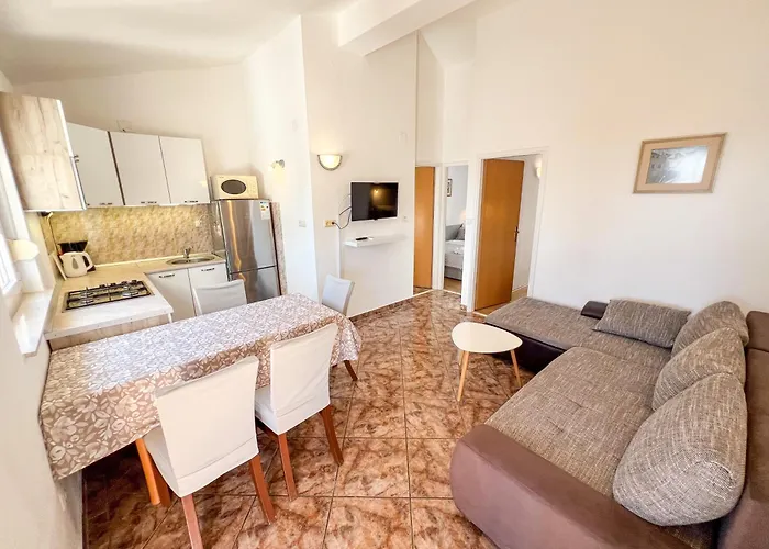 Mira * Rogoznica (Sibenik-Knin)