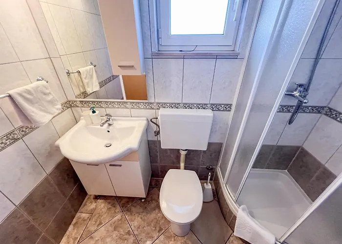 Mira Rogoznica (Sibenik-Knin)